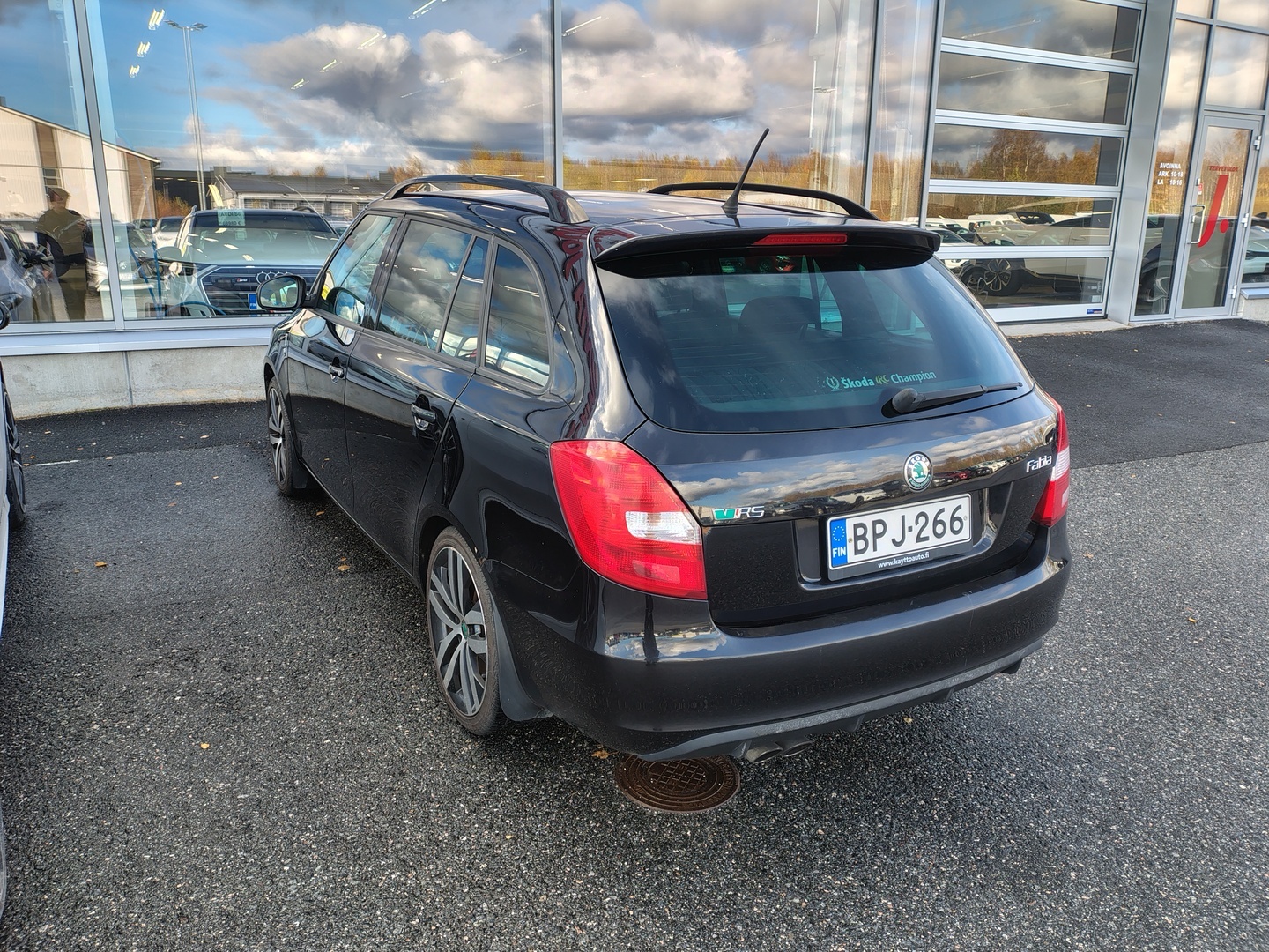 SKODA Fabia 2012