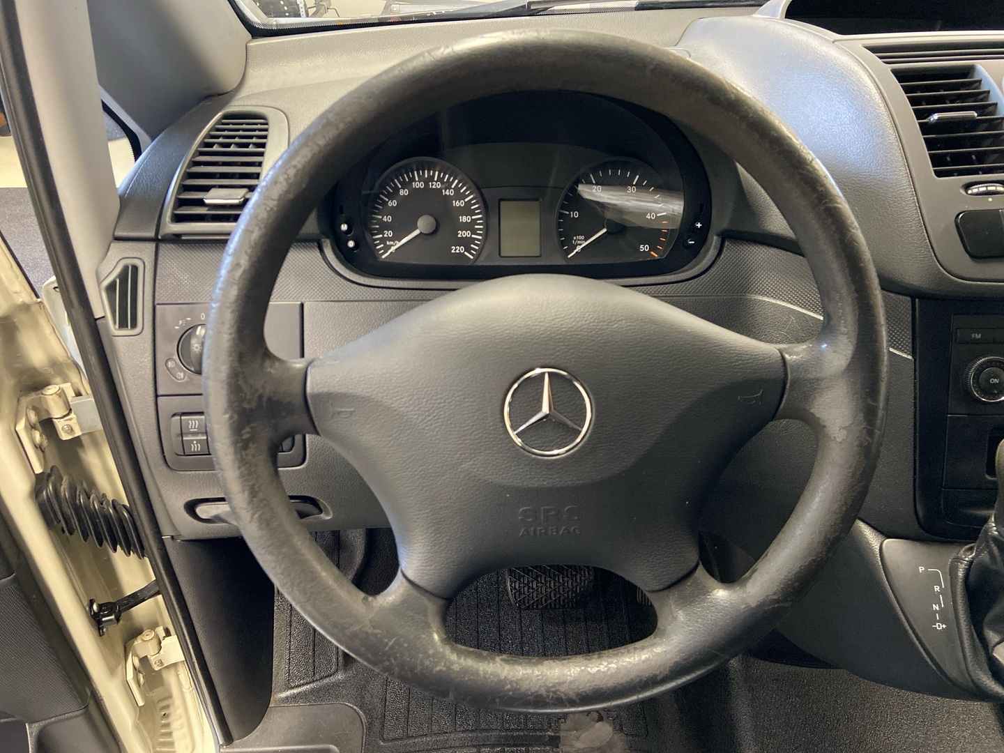 MERCEDES-BENZ Vito 2011