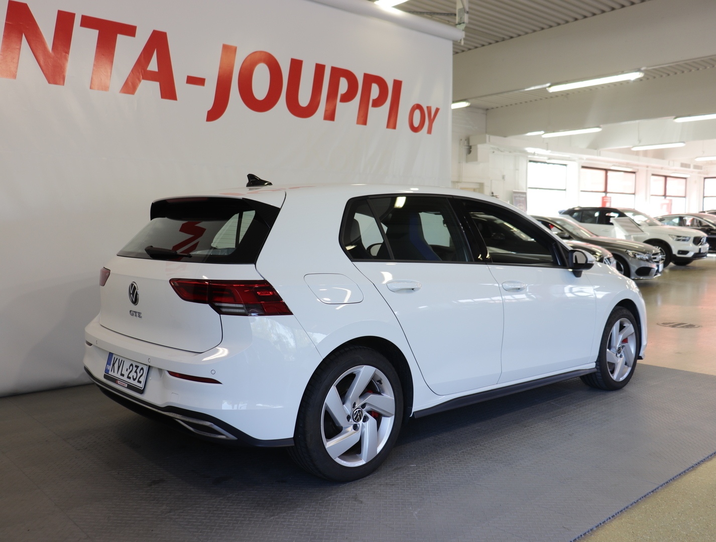 VOLKSWAGEN Golf 2021