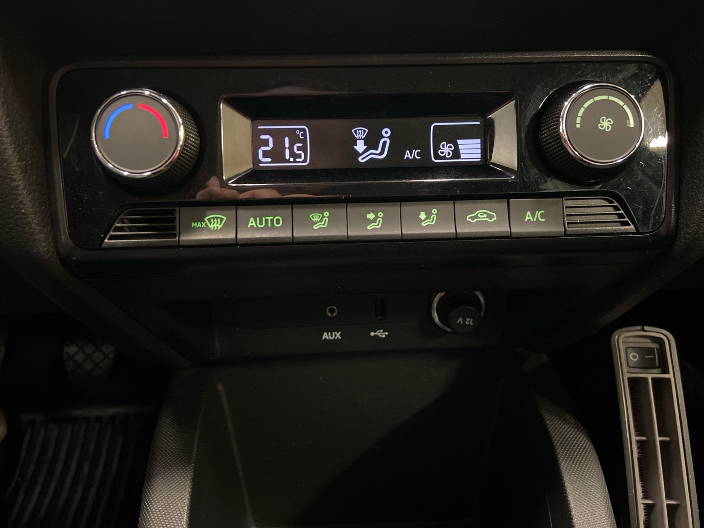 SKODA Fabia 2016