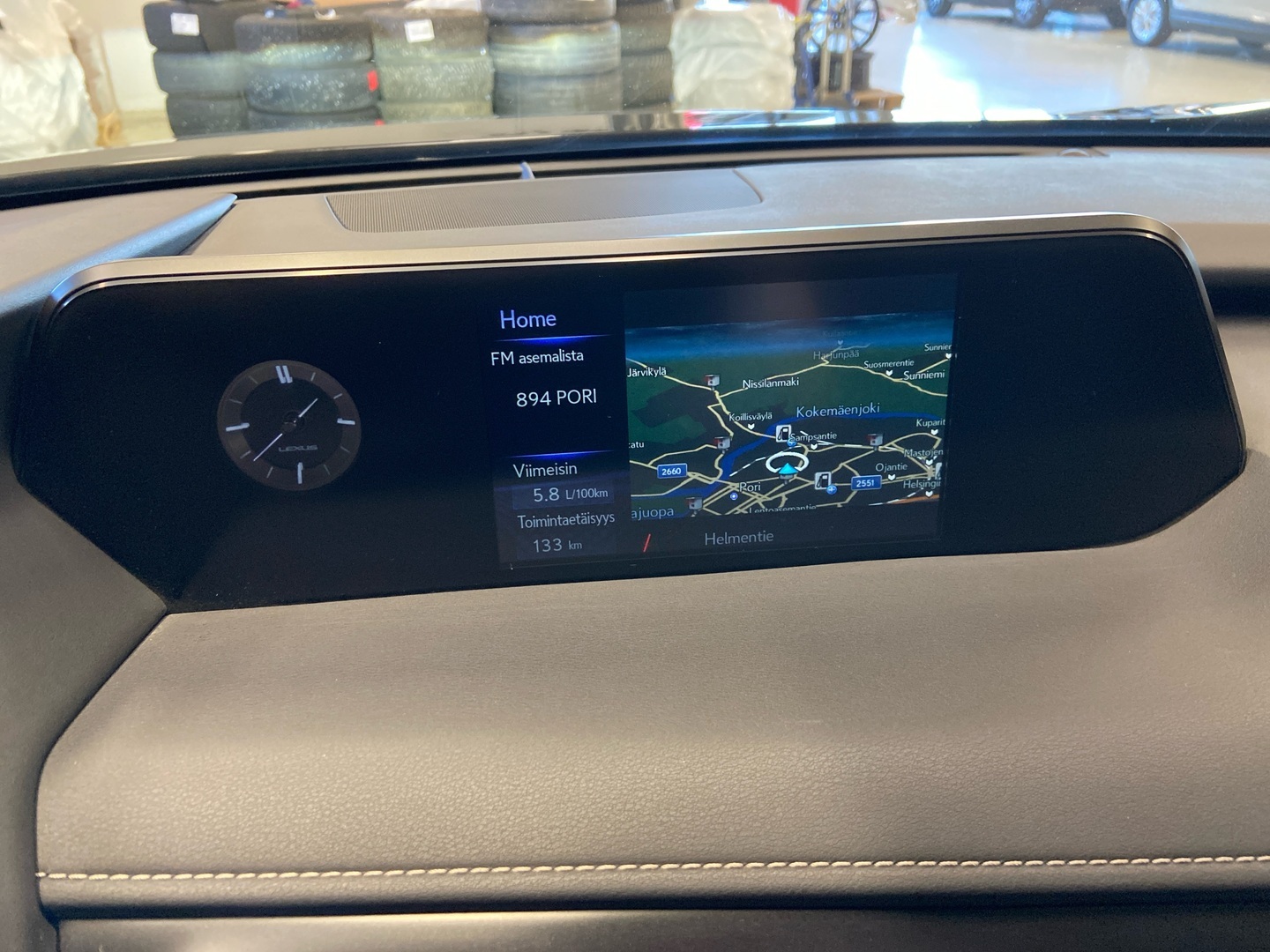 LEXUS UX 2022