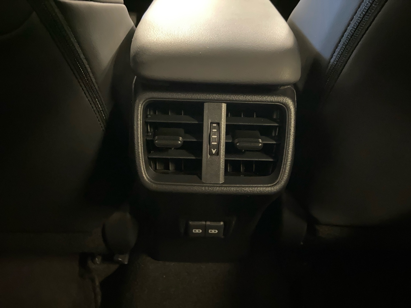 LEXUS UX 2022