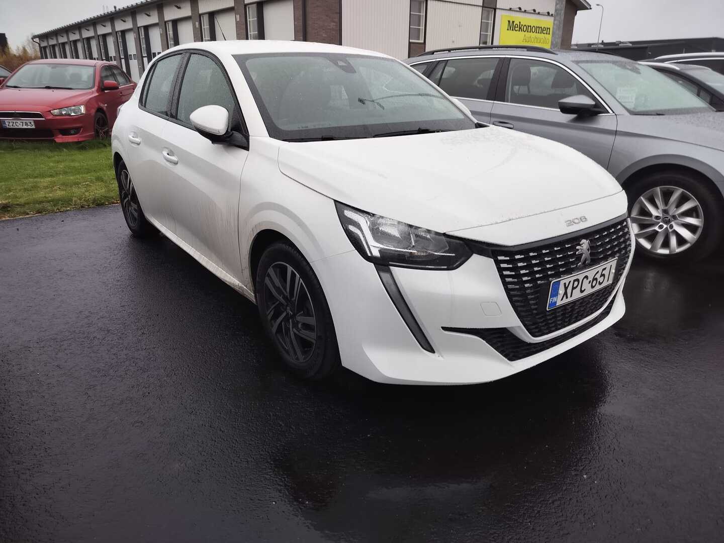 PEUGEOT 208 2020