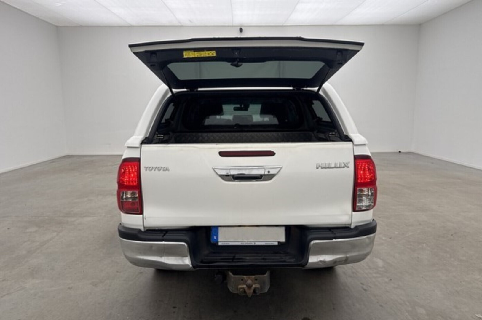TOYOTA Hilux 2016