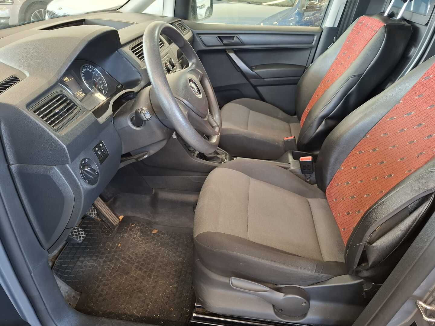 VOLKSWAGEN Caddy 2019