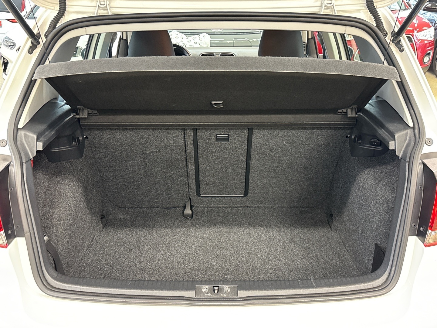 VOLKSWAGEN Golf 2011