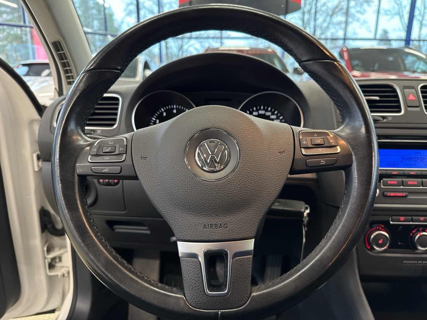 VOLKSWAGEN Golf 2011