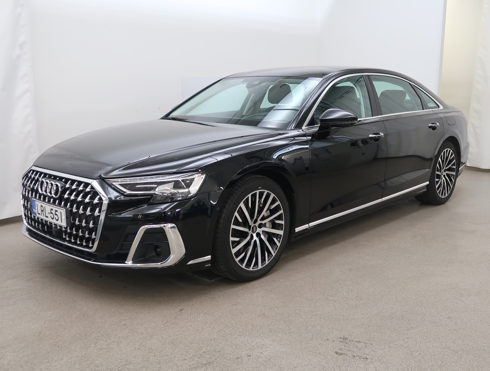 Audi A8 2022