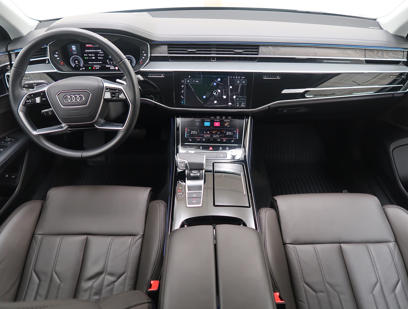Audi A8 2022