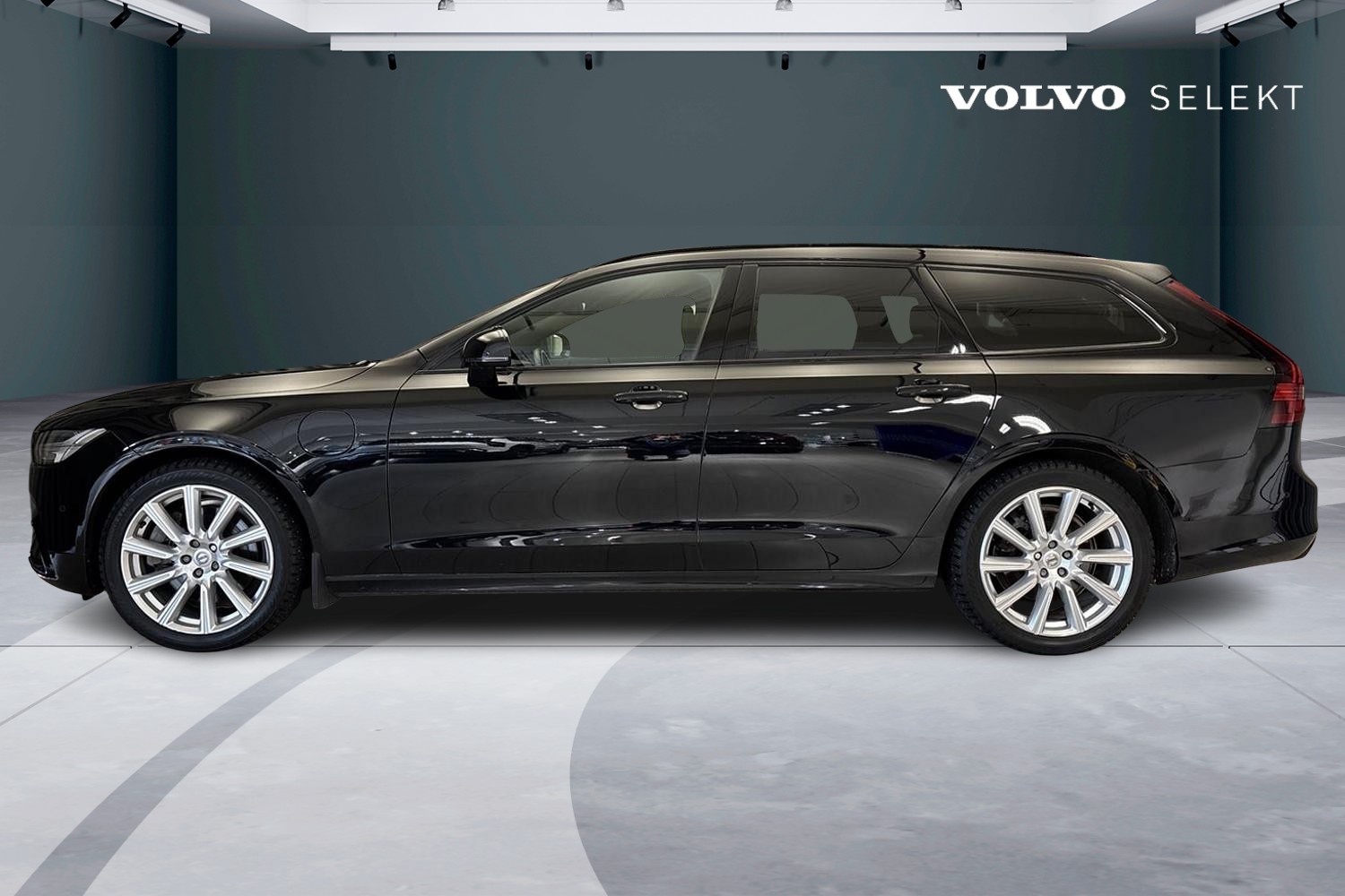 Volvo V90 2022