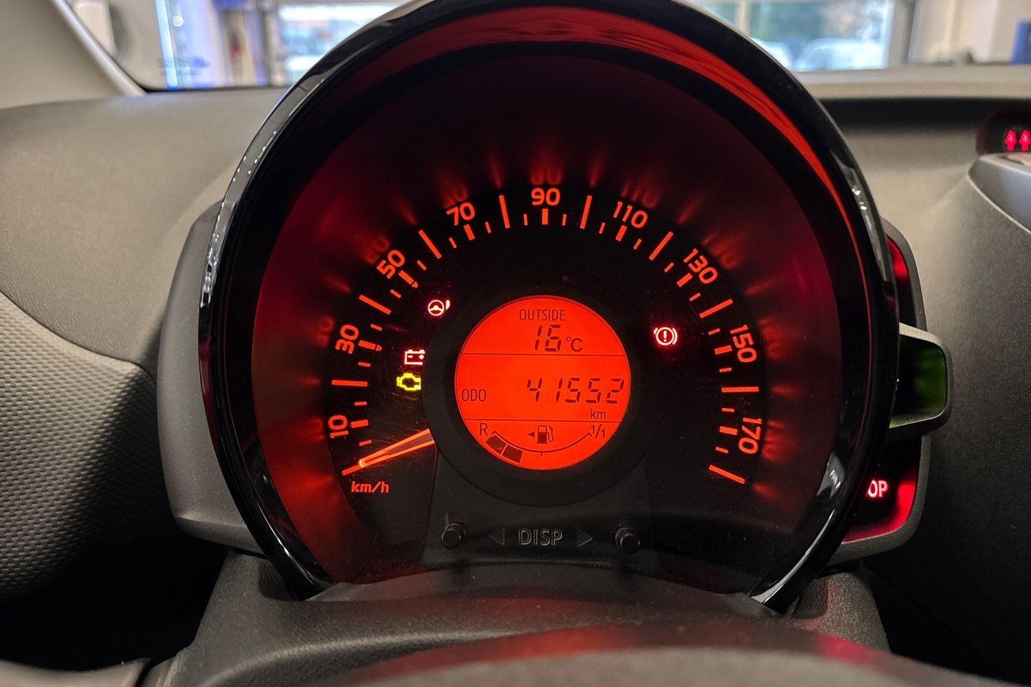 PEUGEOT 108 2017