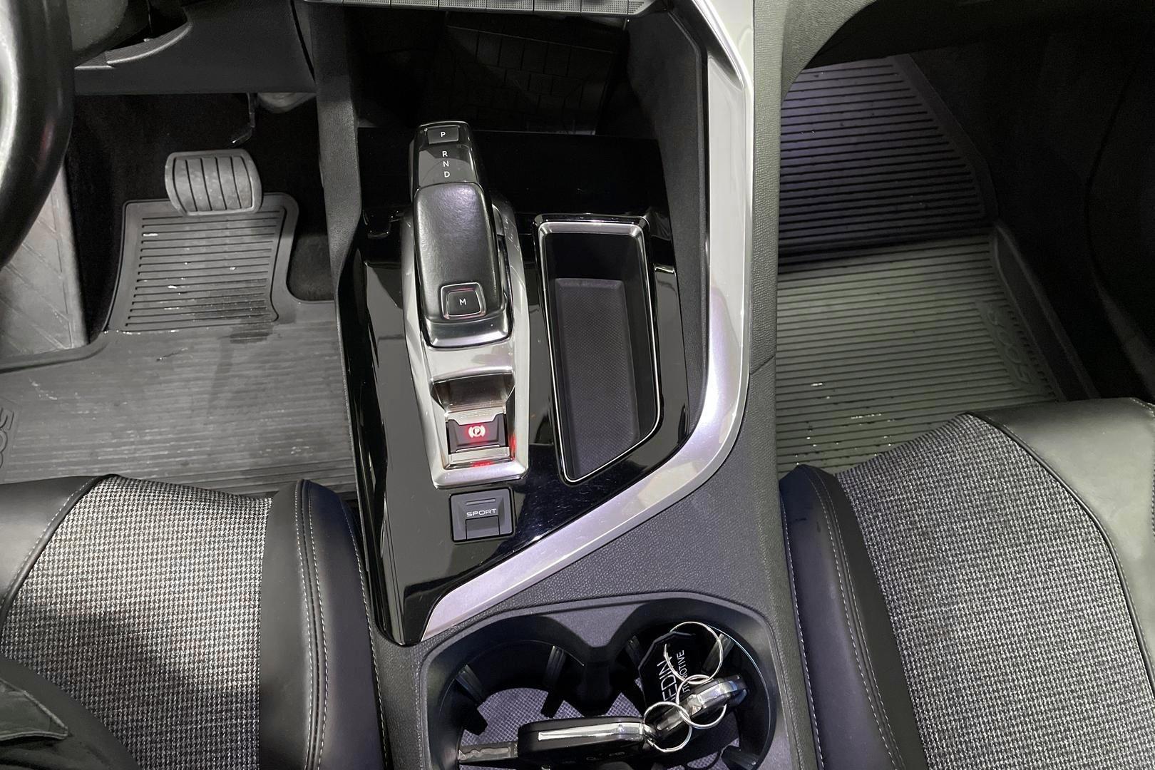 Peugeot 5008 2018