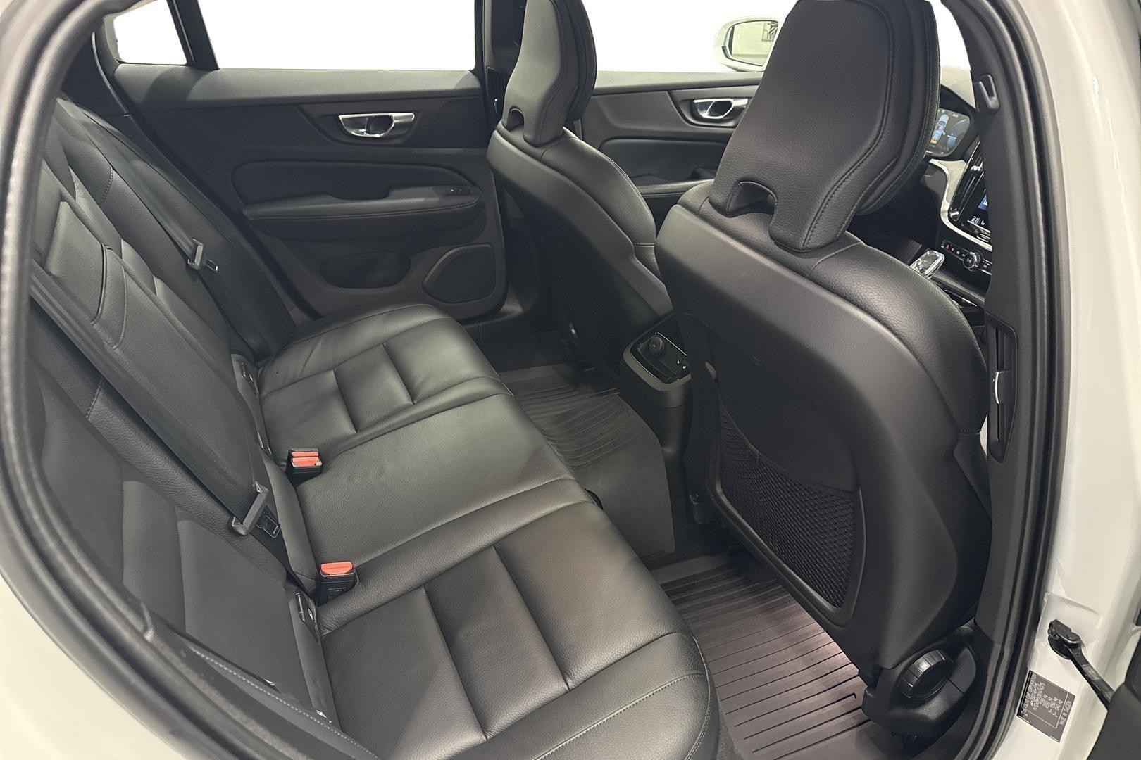 Volvo V60 2021