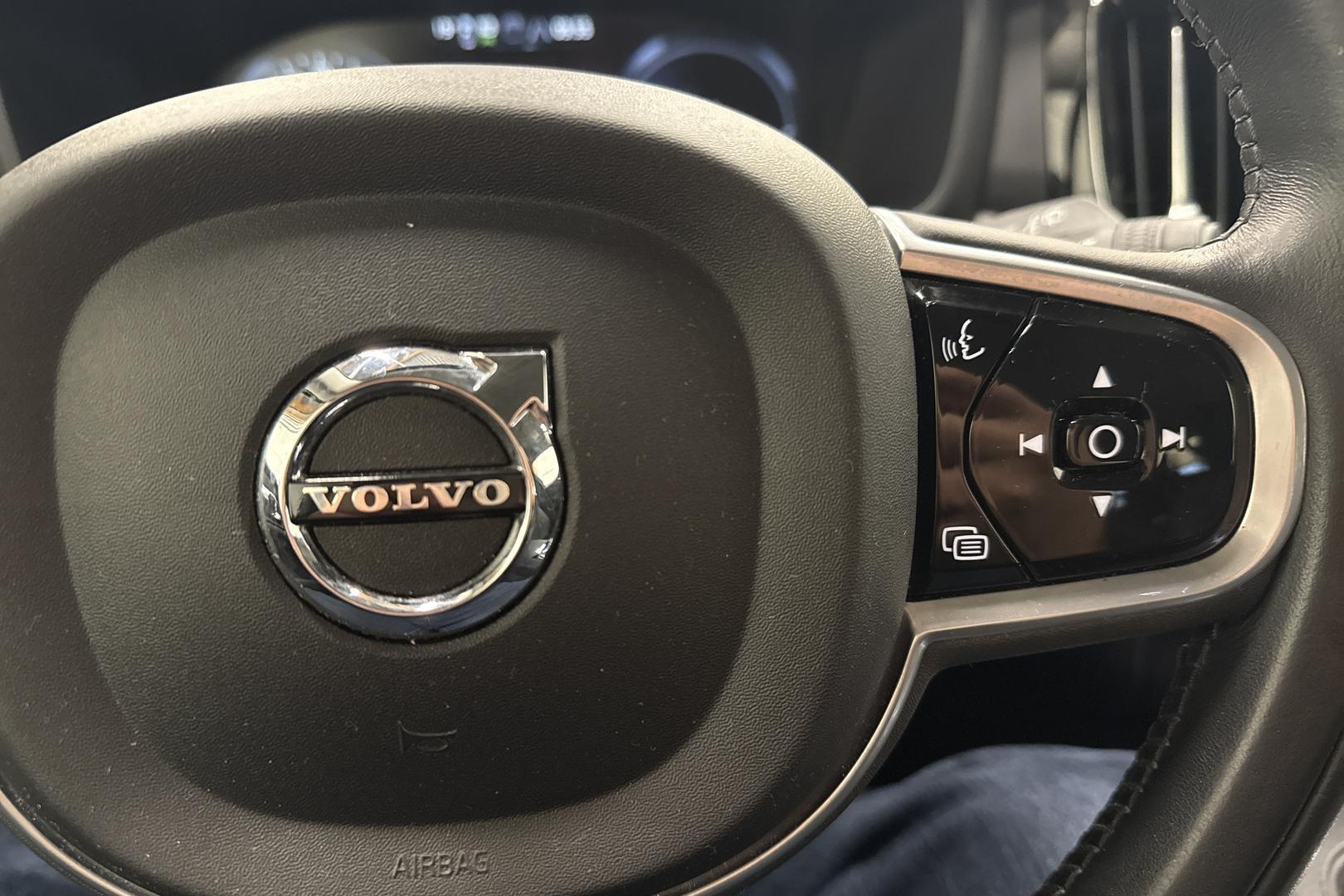 Volvo V60 2021