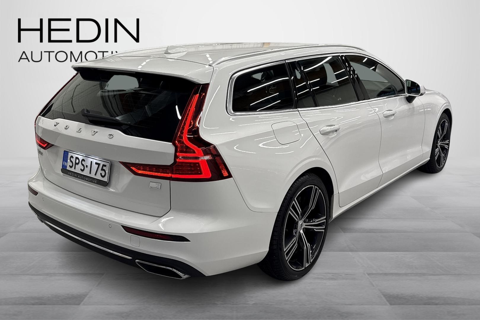 Volvo V60 2021