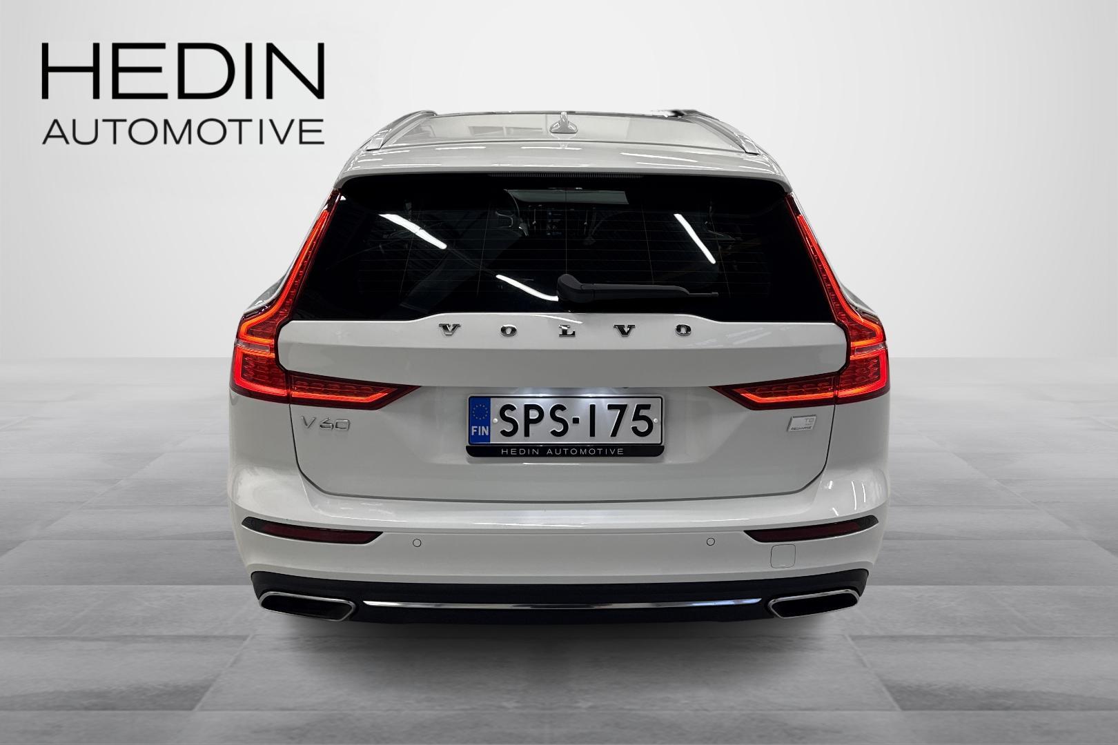 Volvo V60 2021