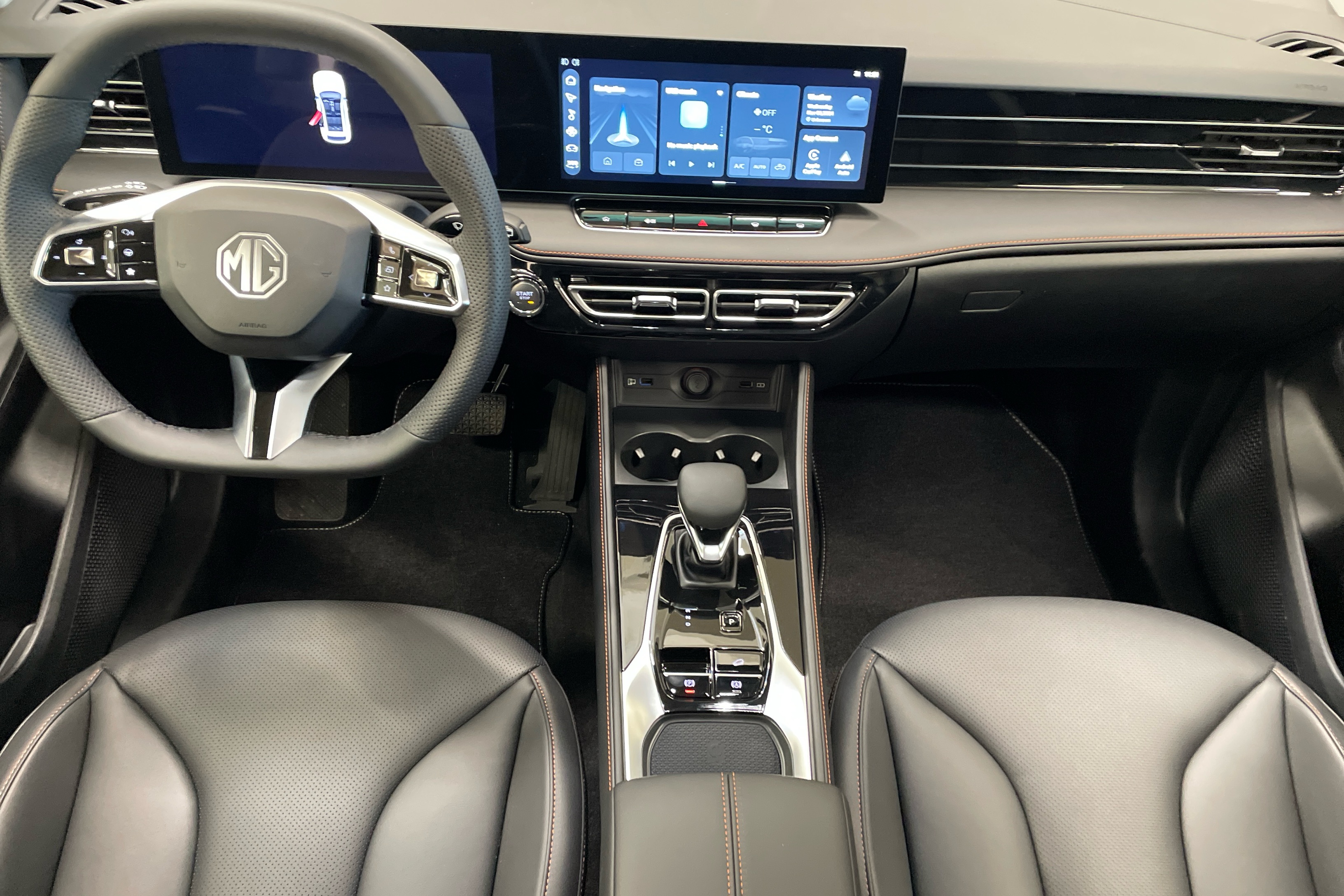 MG HS 2025