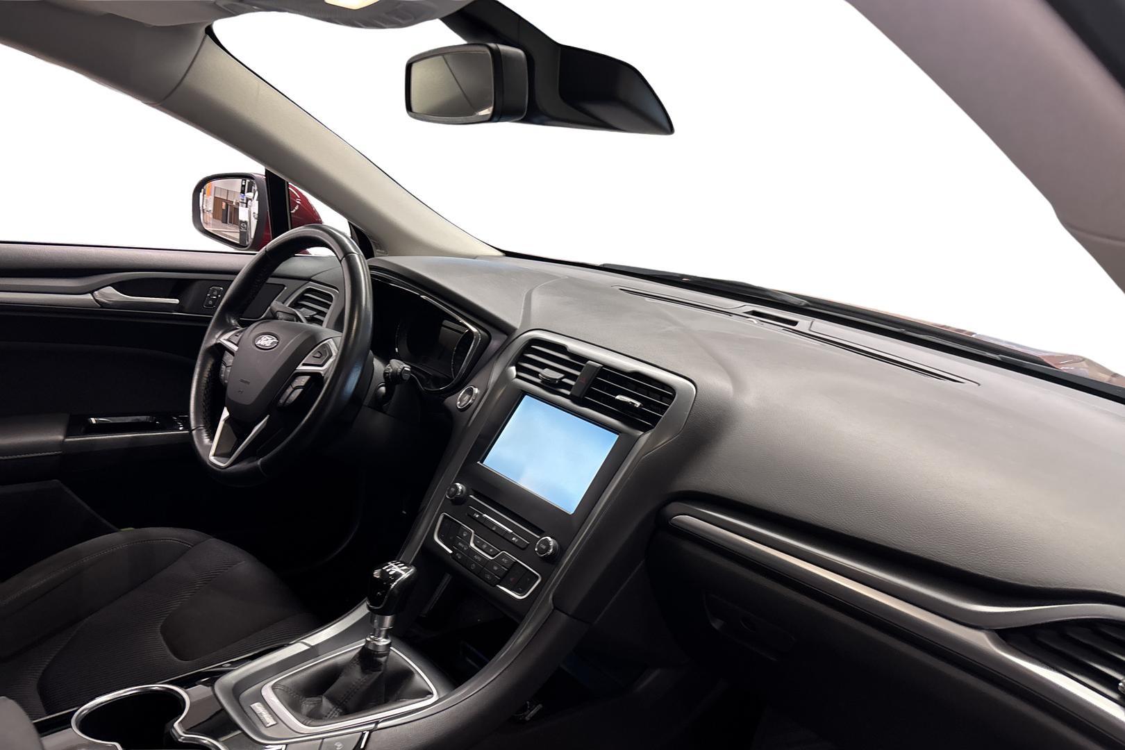 Ford Mondeo 2015