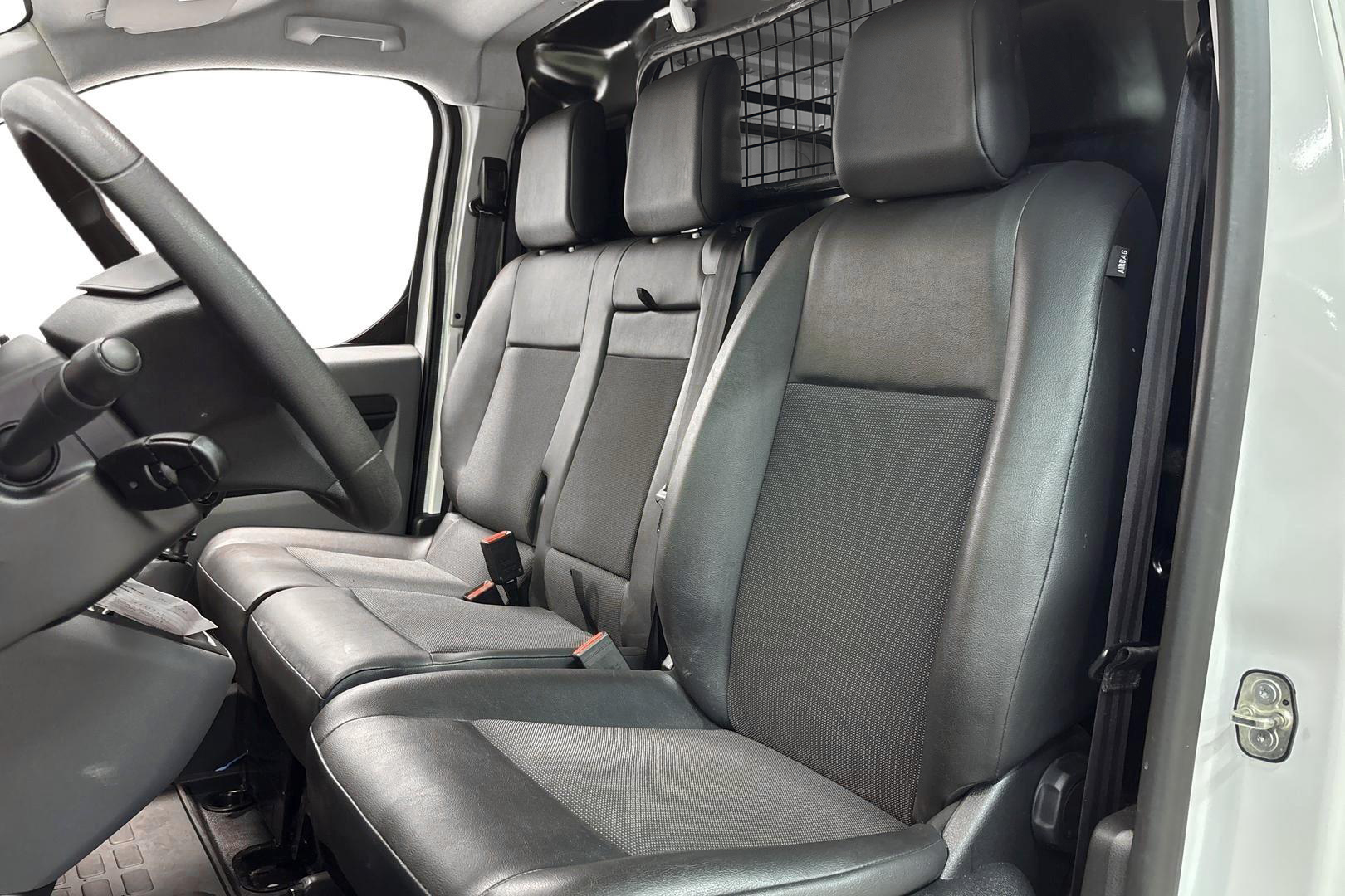 PEUGEOT EXPERT 2021