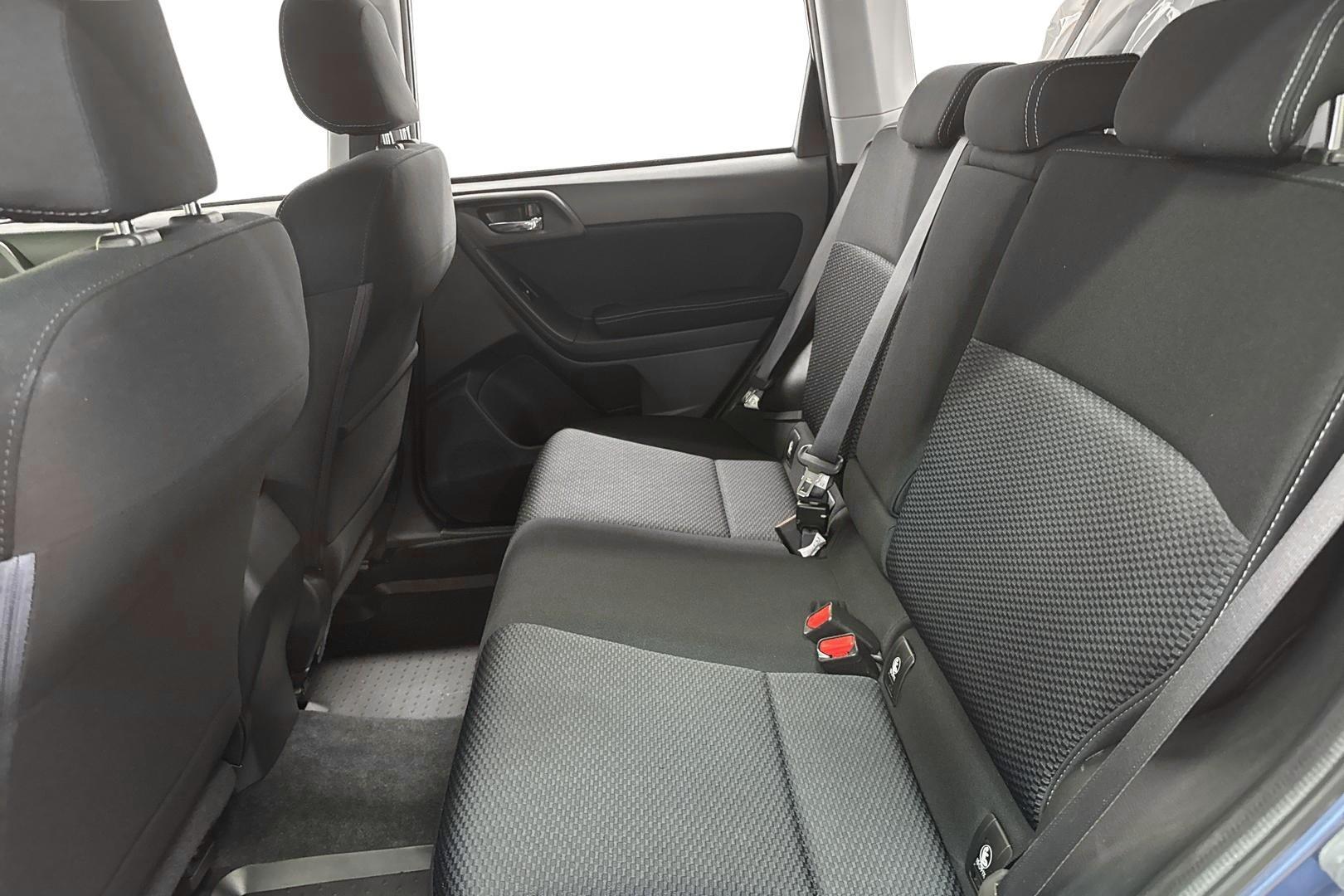 SUBARU FORESTER 2015