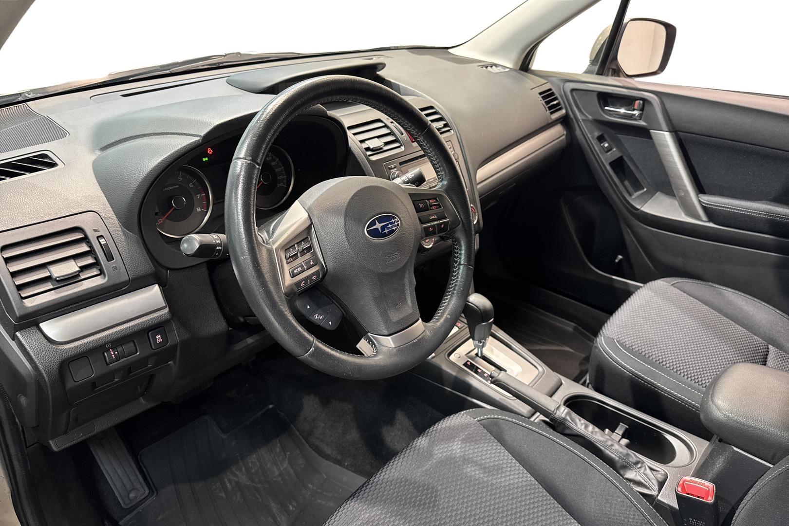 SUBARU FORESTER 2013