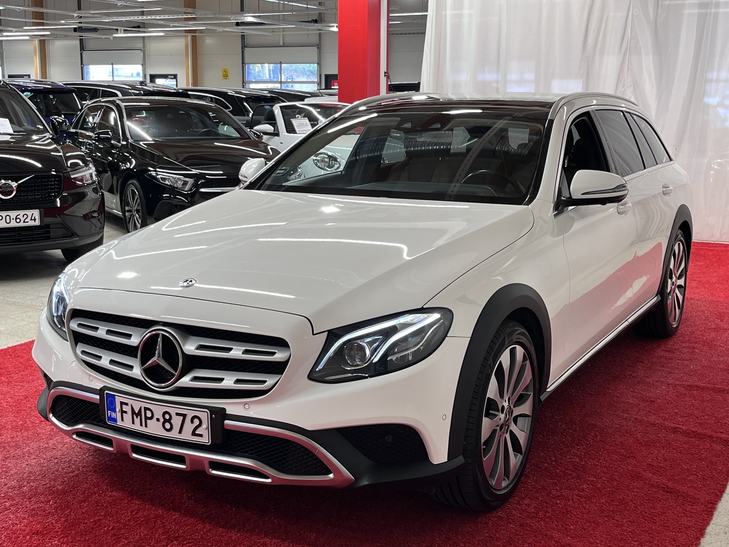 MERCEDES-BENZ E 2017