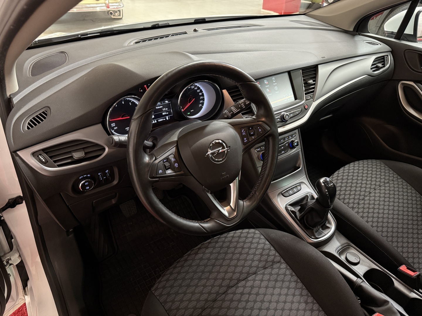 OPEL Astra 2017