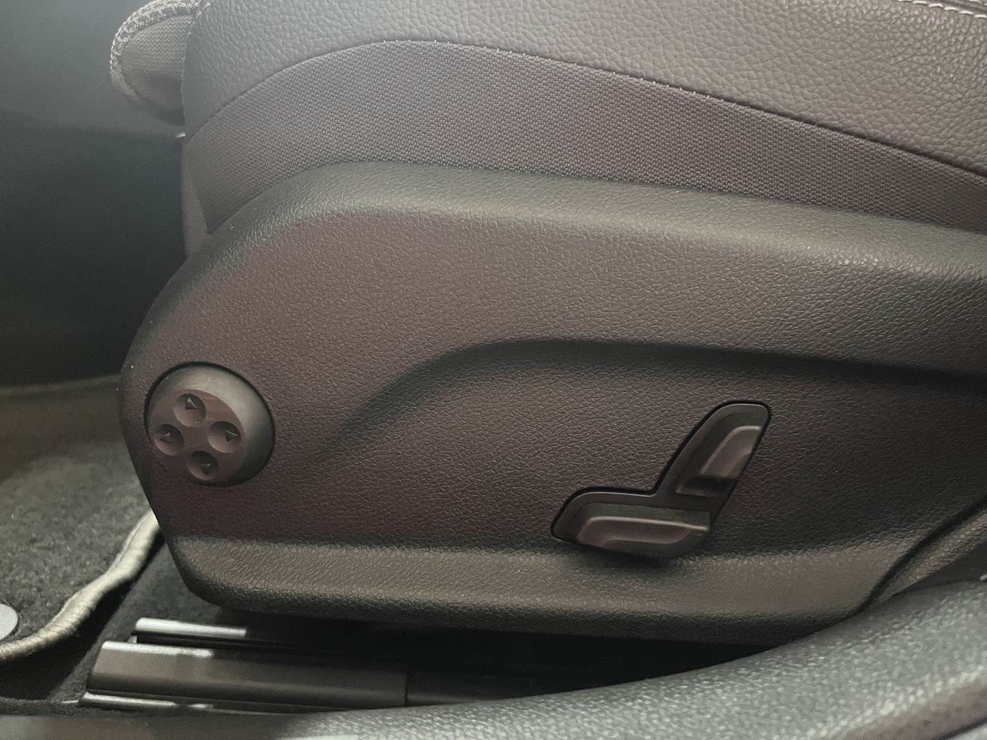 MERCEDES-BENZ C 2019
