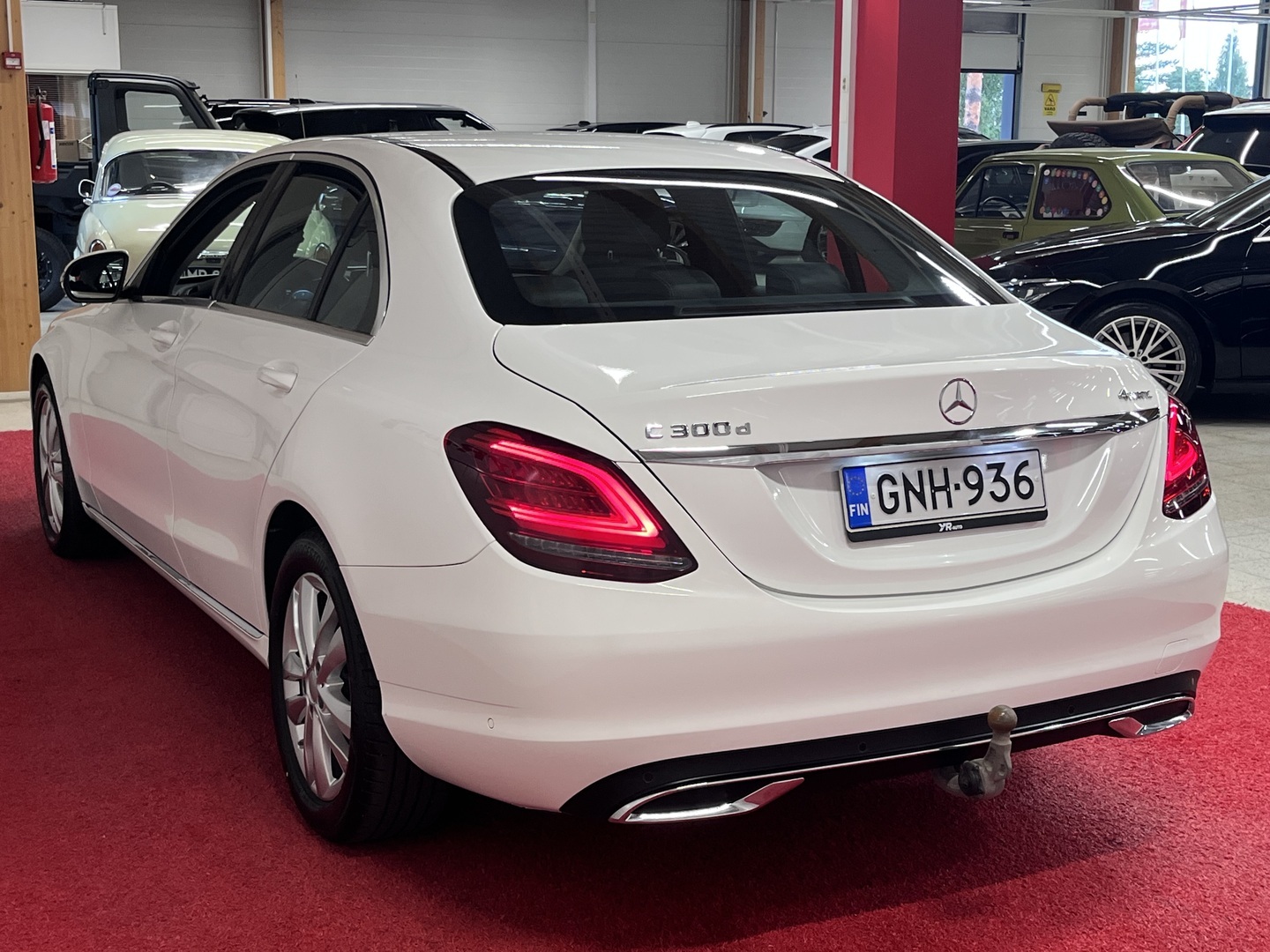 MERCEDES-BENZ C 2019