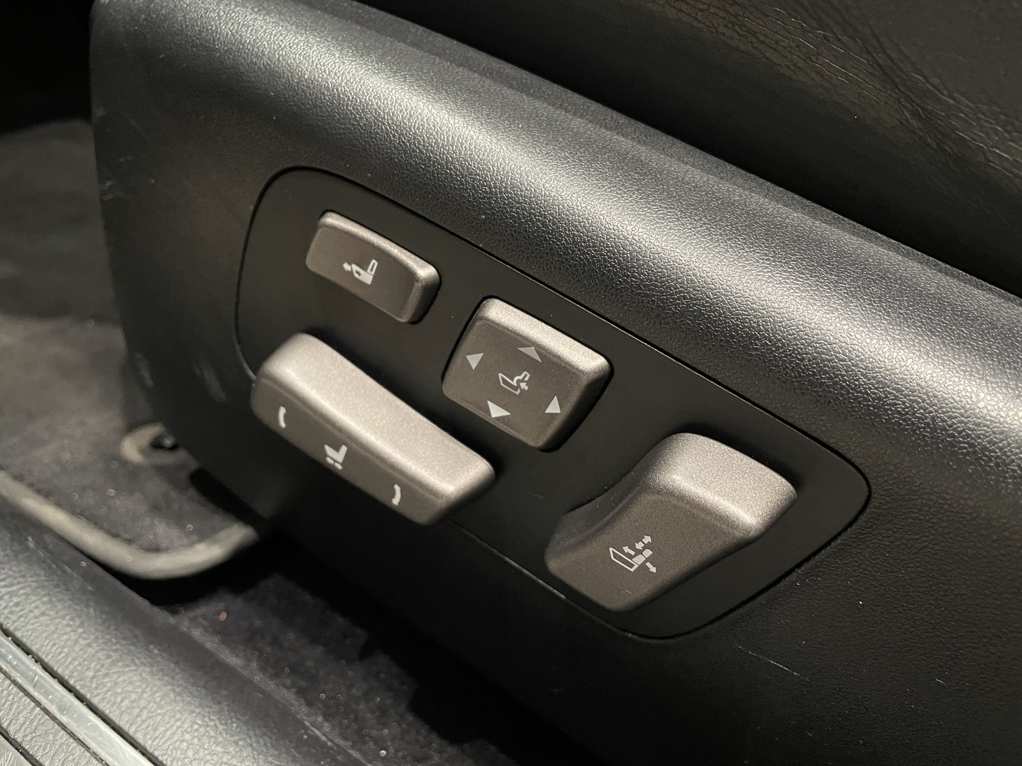 LEXUS LS 2012