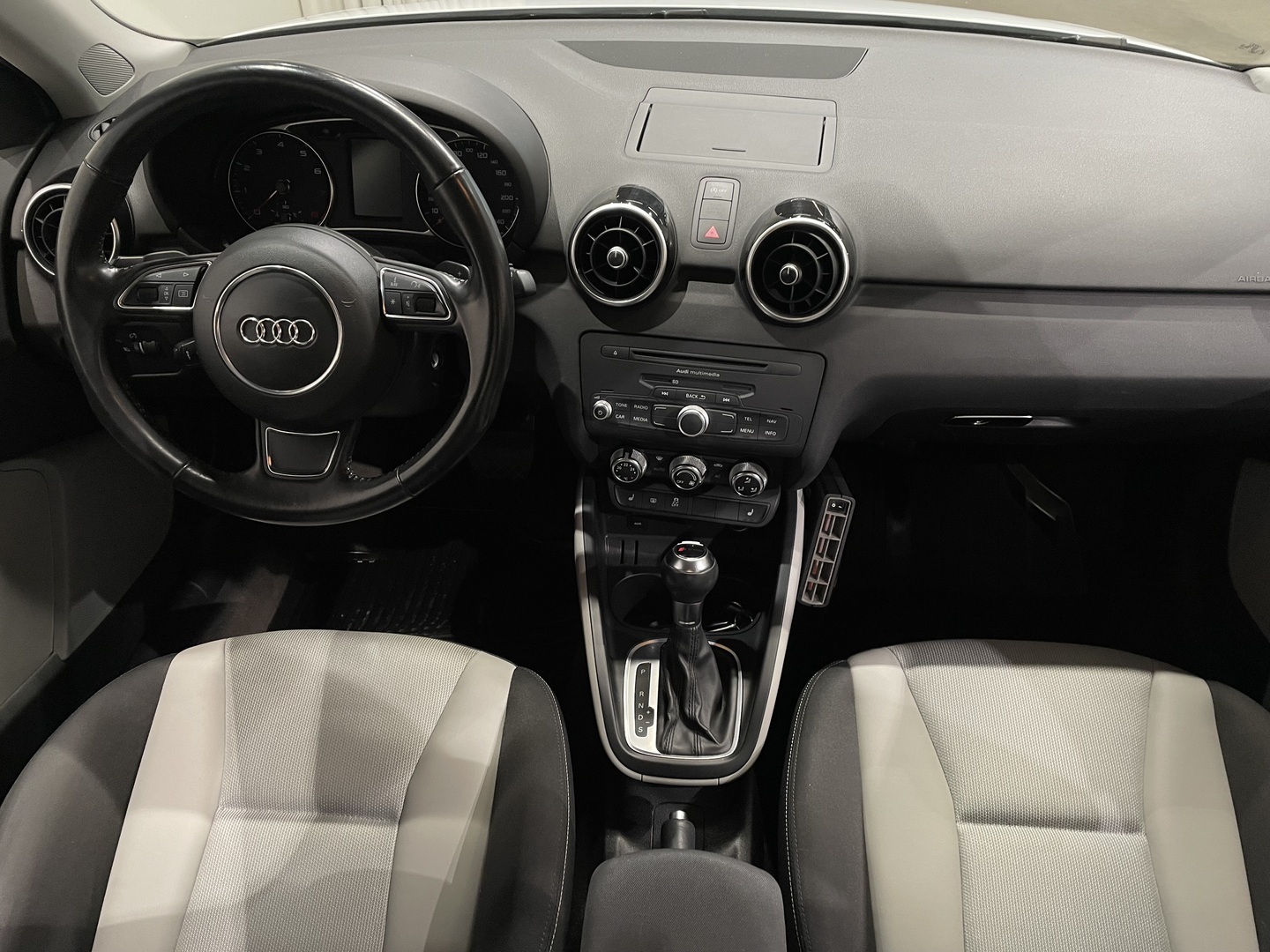 AUDI A1 2012