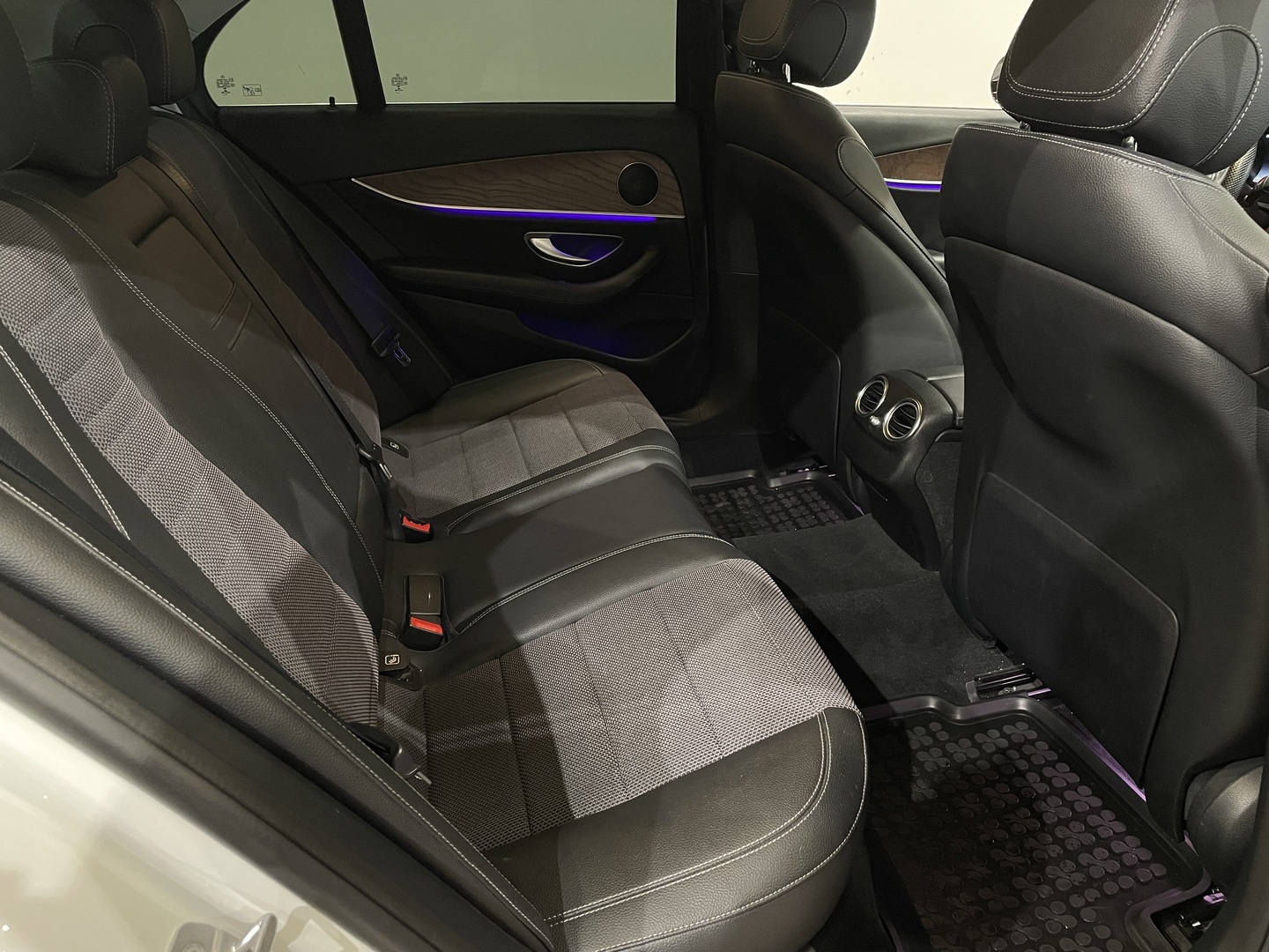 MERCEDES-BENZ E 2018