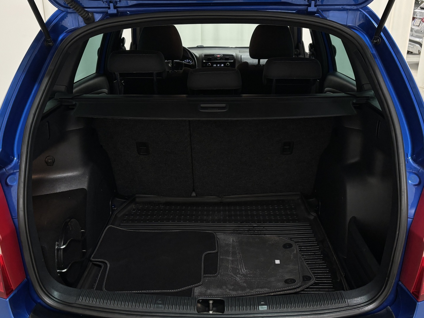 SKODA Fabia 2012