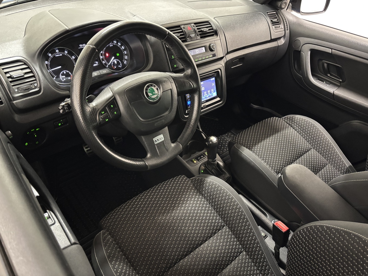 SKODA Fabia 2012