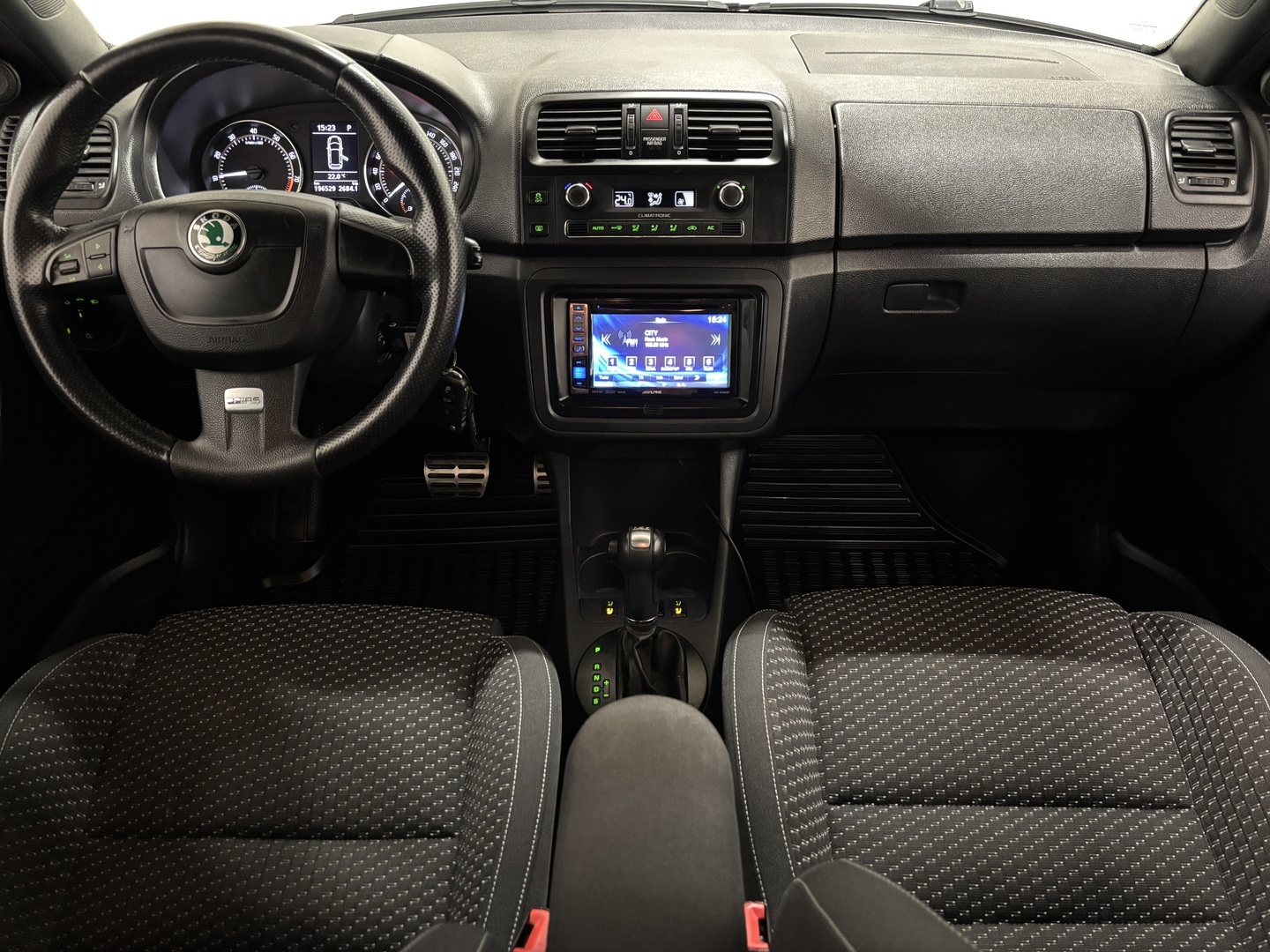 SKODA Fabia 2012
