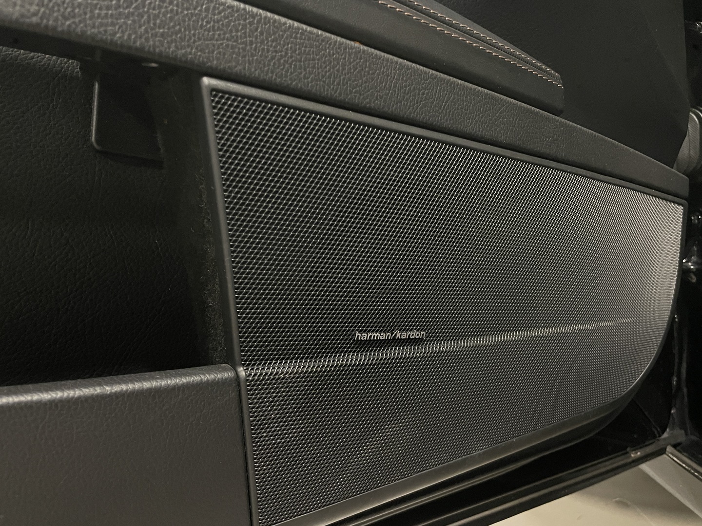 MERCEDES-BENZ S 2011
