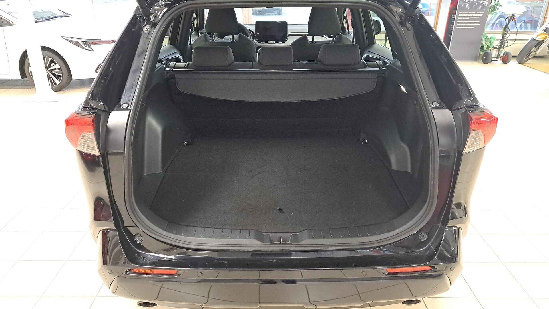 TOYOTA RAV4 Plug-in 2024