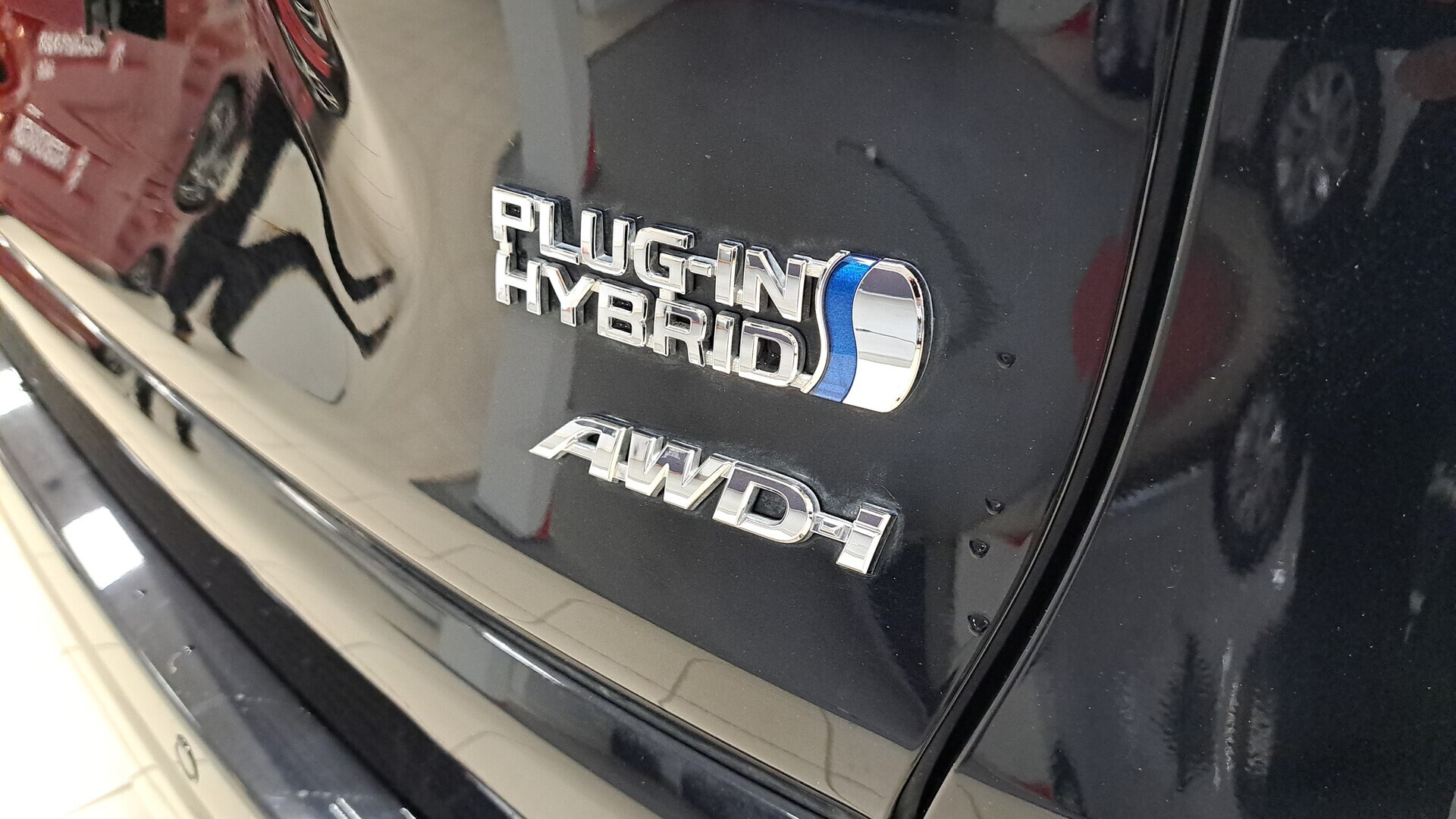 TOYOTA RAV4 Plug-in 2024