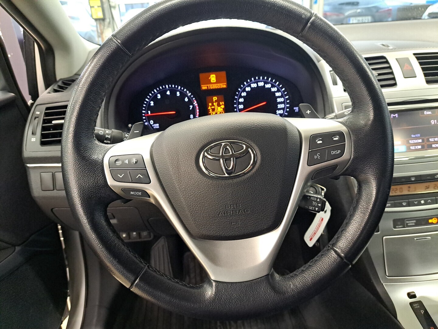 TOYOTA Avensis 2014