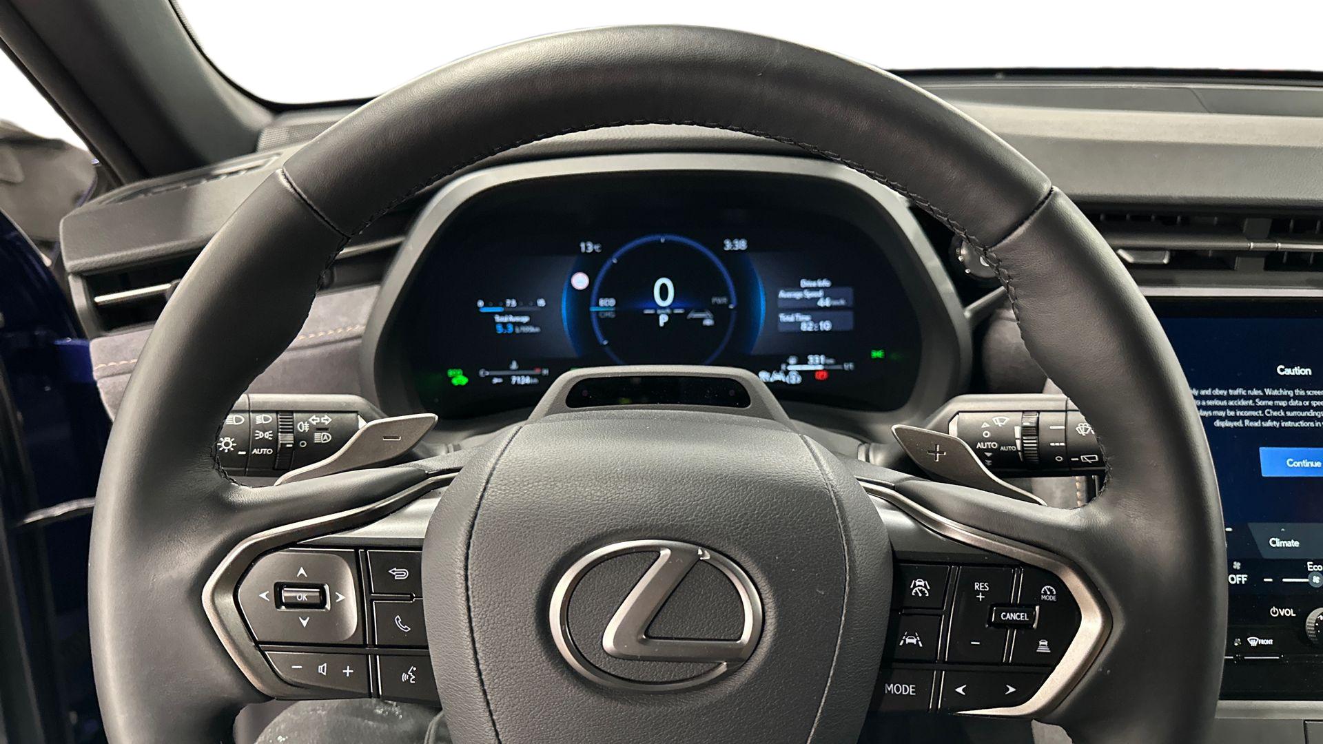Lexus LBX 2025