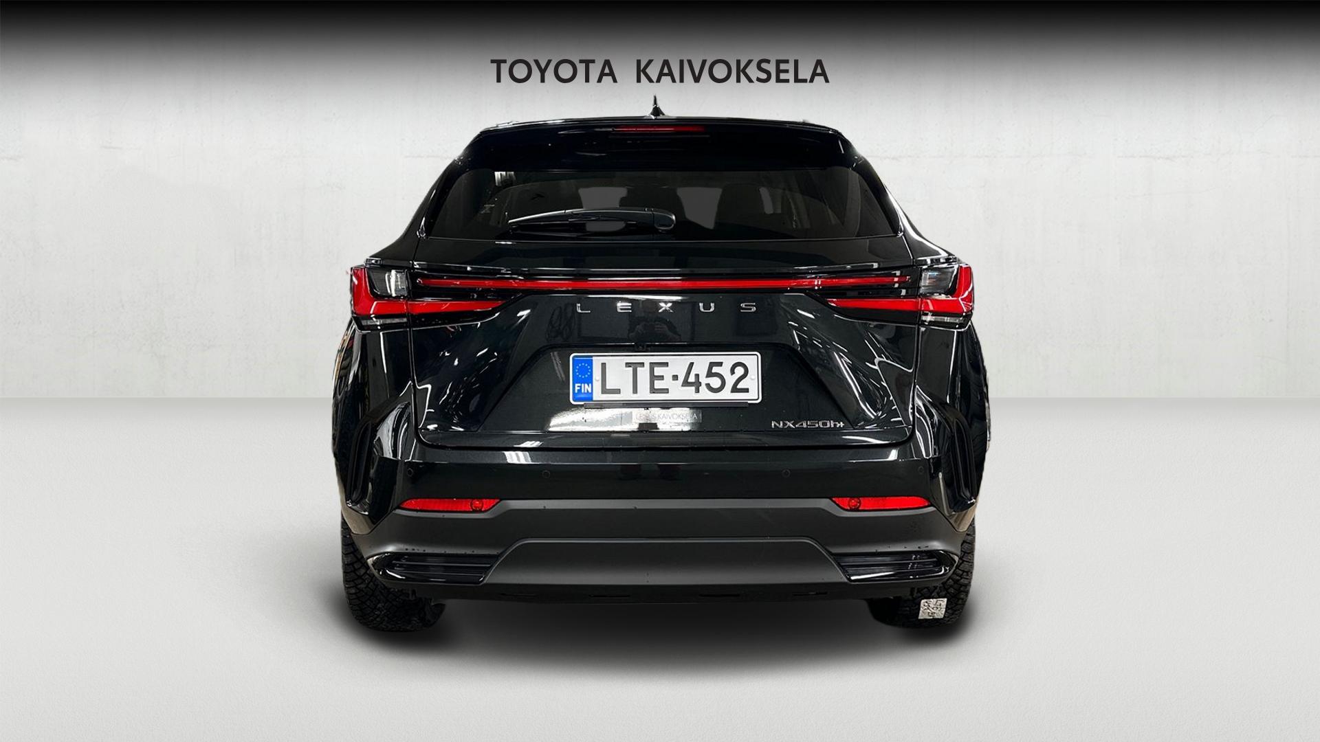 Lexus NX 2025