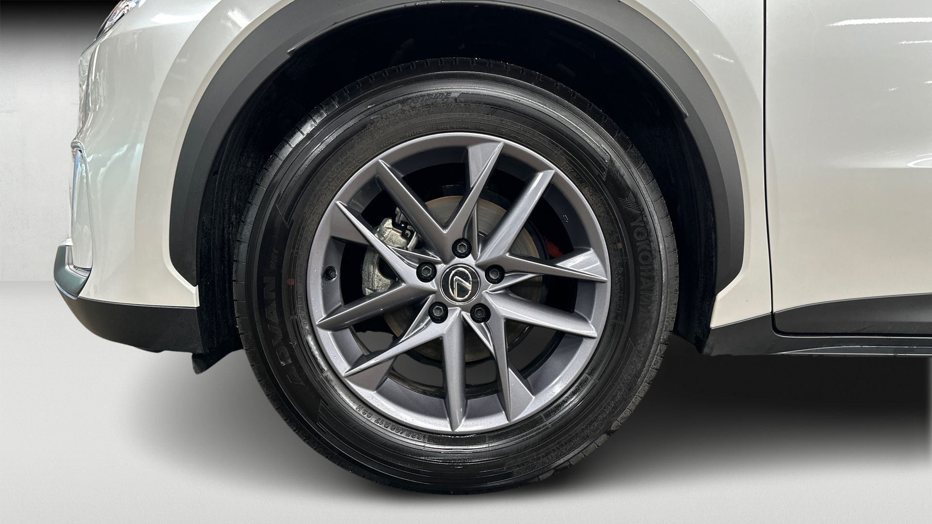 Lexus LBX 2024
