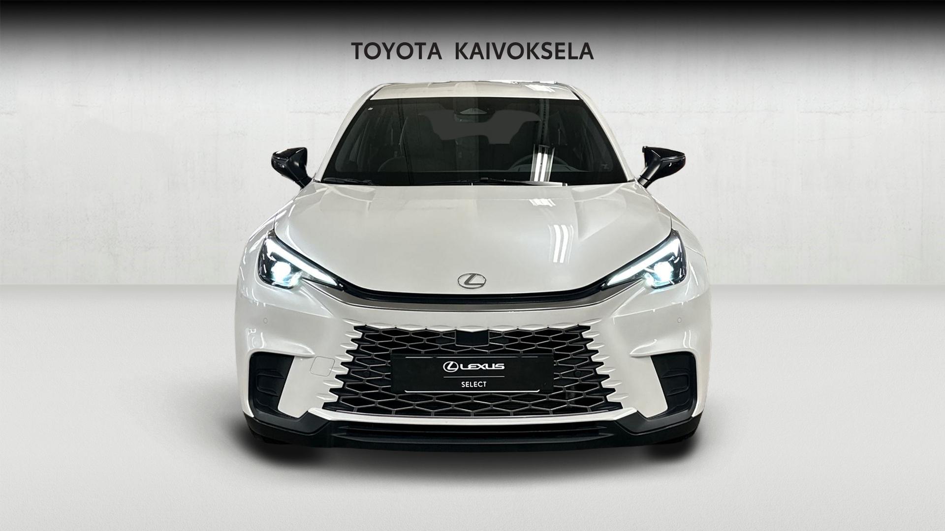 Lexus LBX 2024