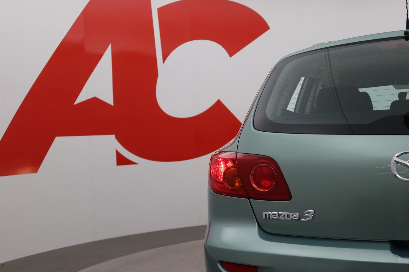 MAZDA 3 2005