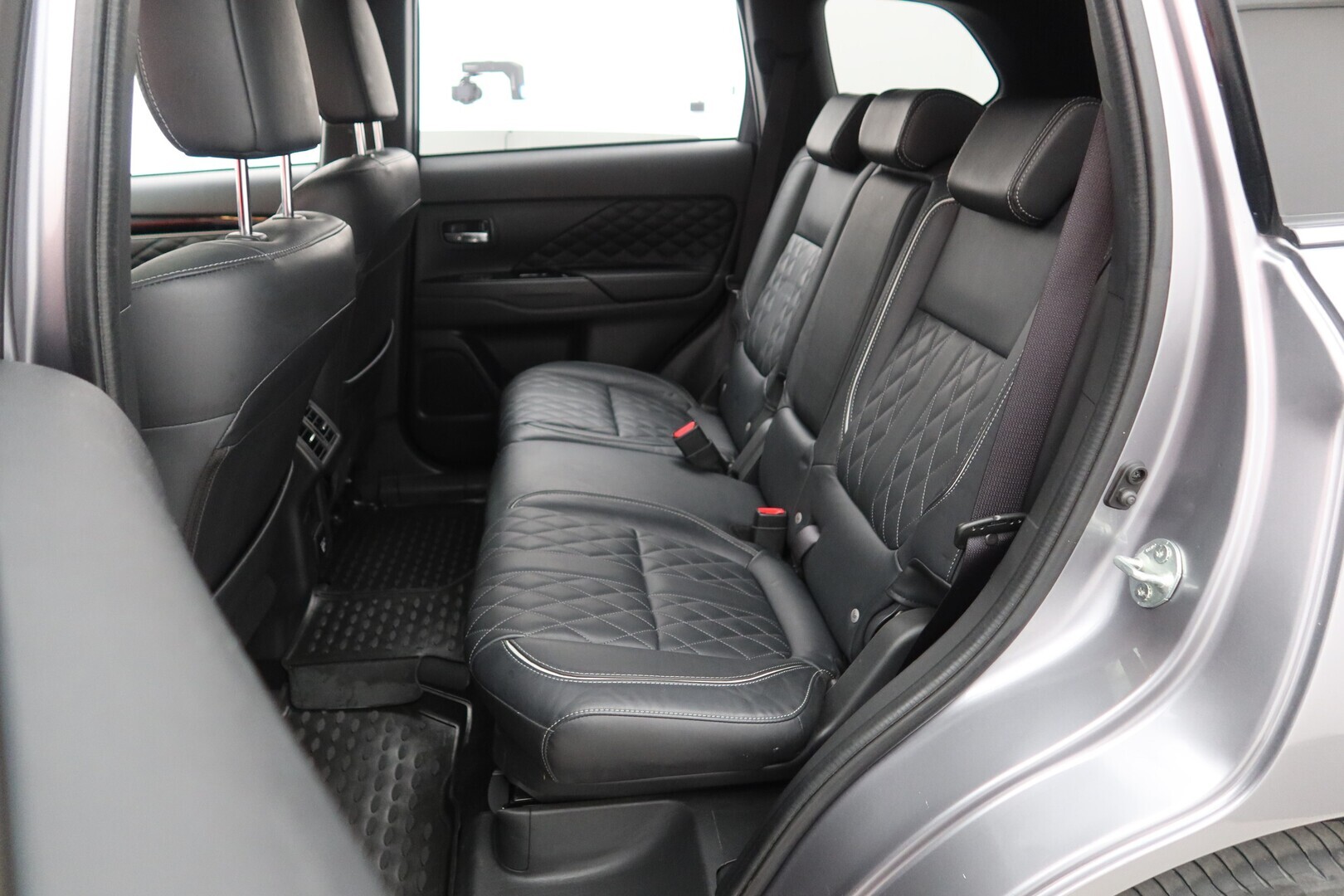 MITSUBISHI Outlander PHEV 2019