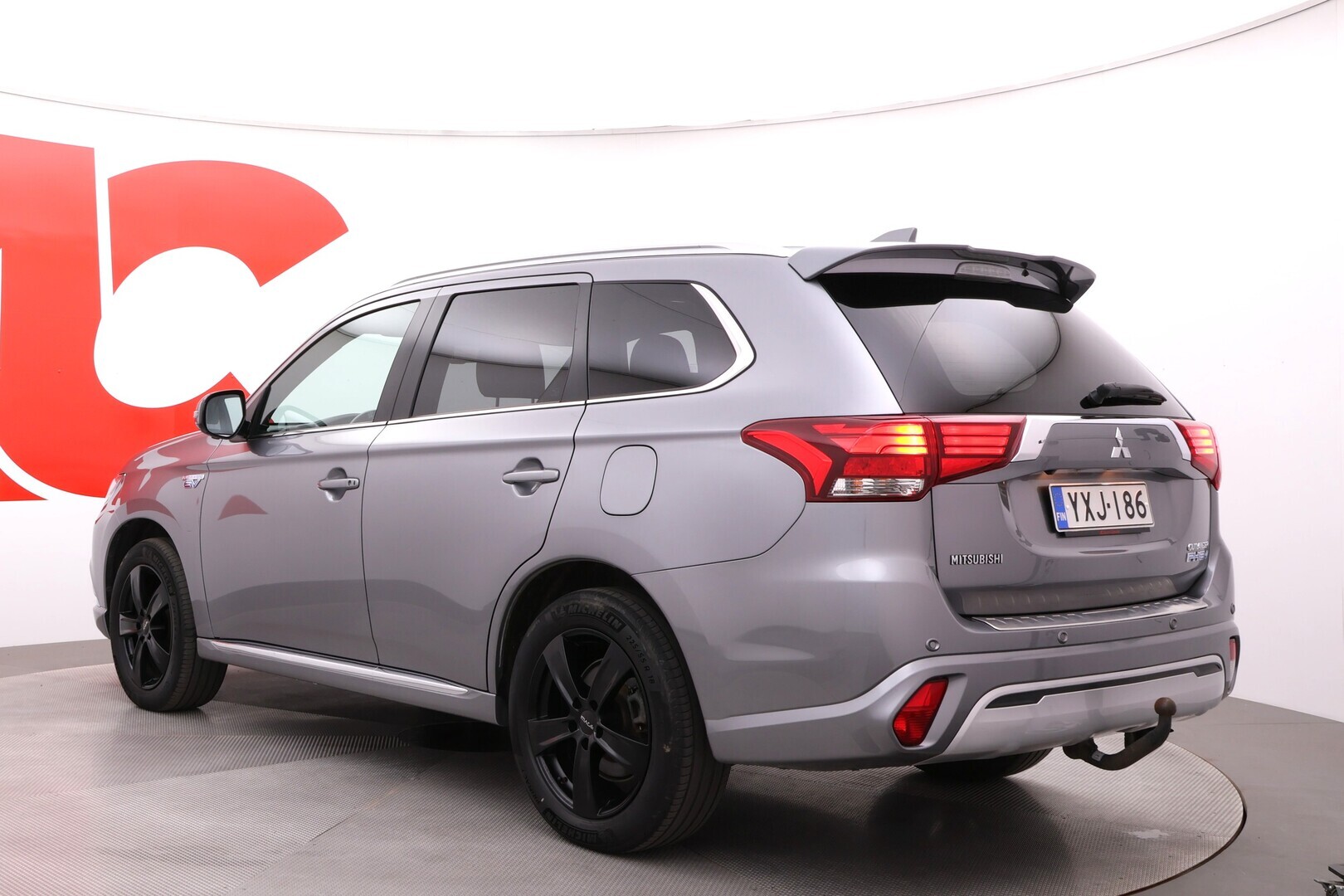 MITSUBISHI Outlander PHEV 2019