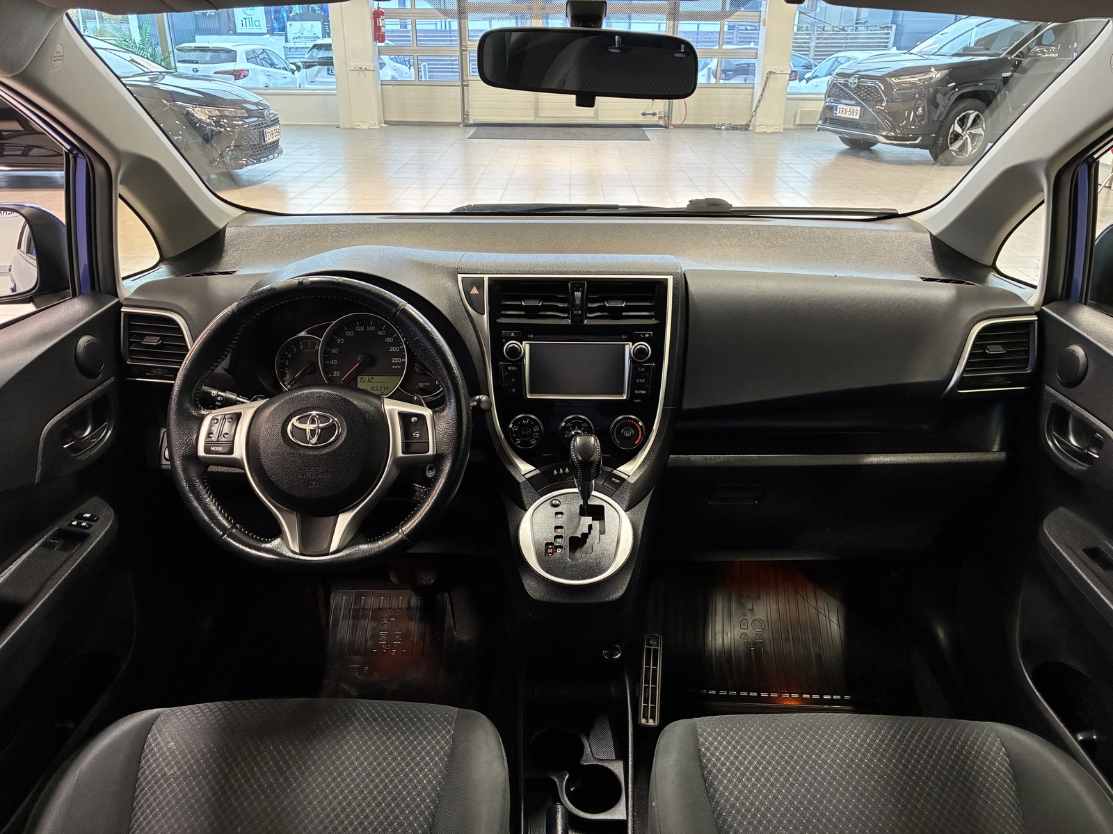 Toyota Verso-S 2014