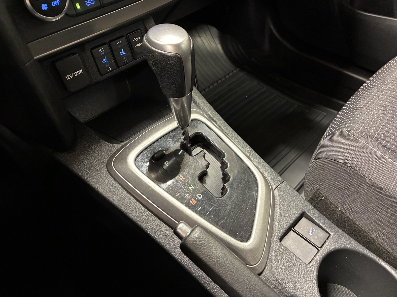 Toyota Auris 2013