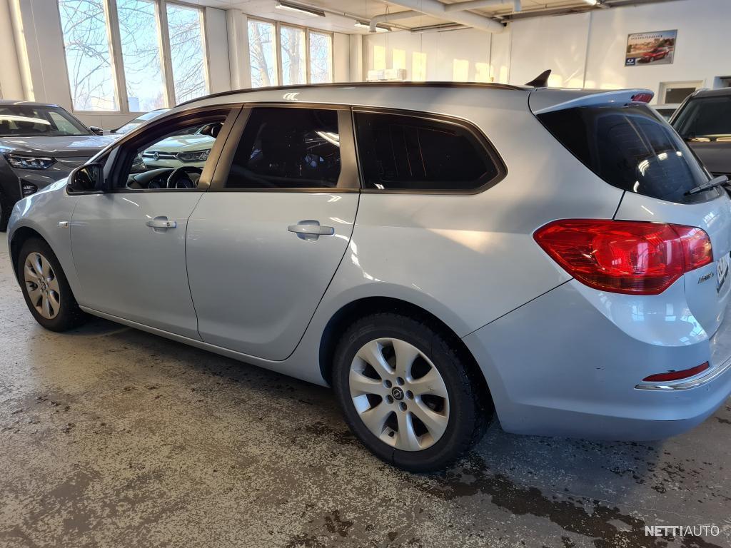 Opel Astra 2014