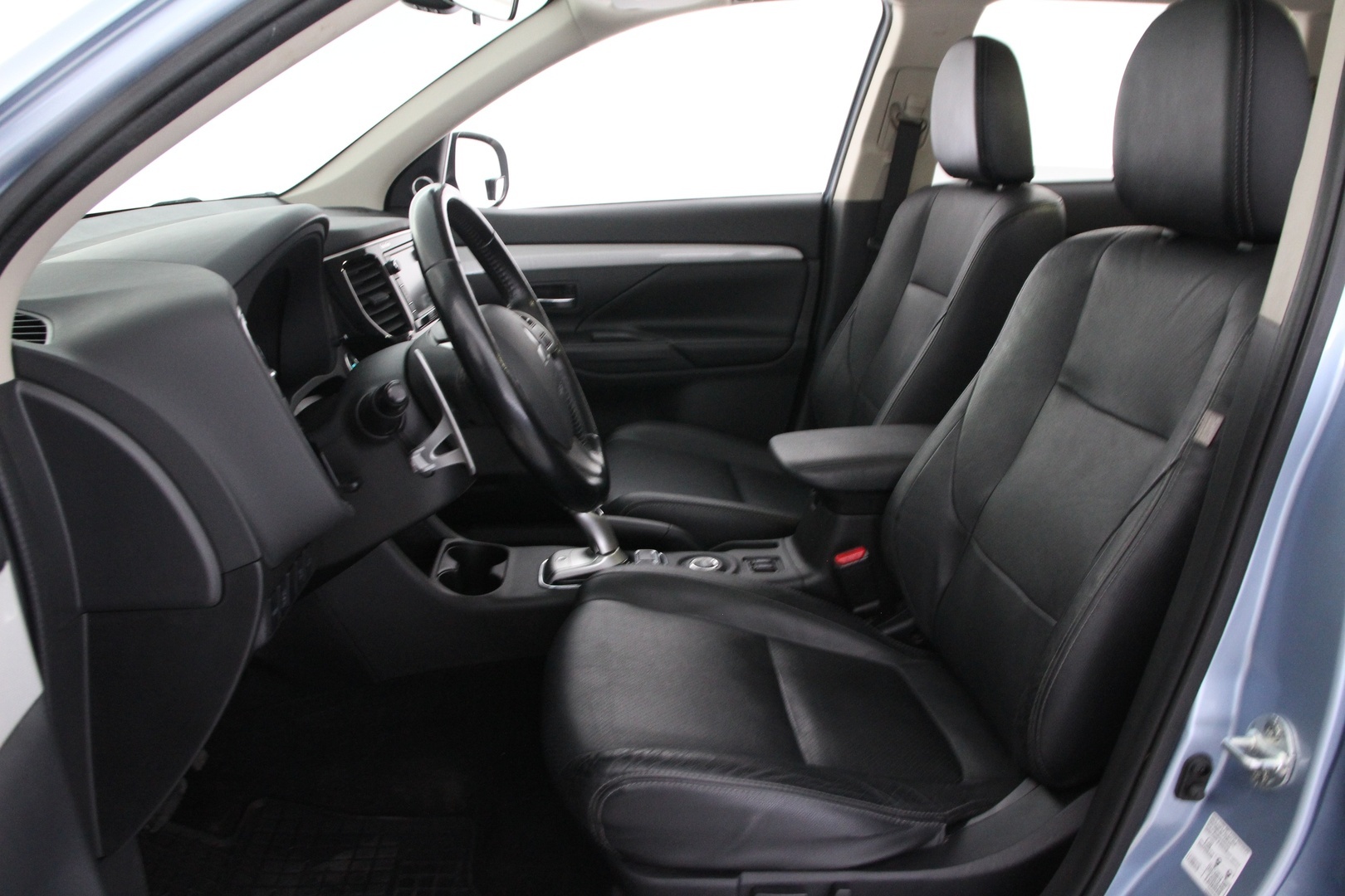 MITSUBISHI Outlander 2013